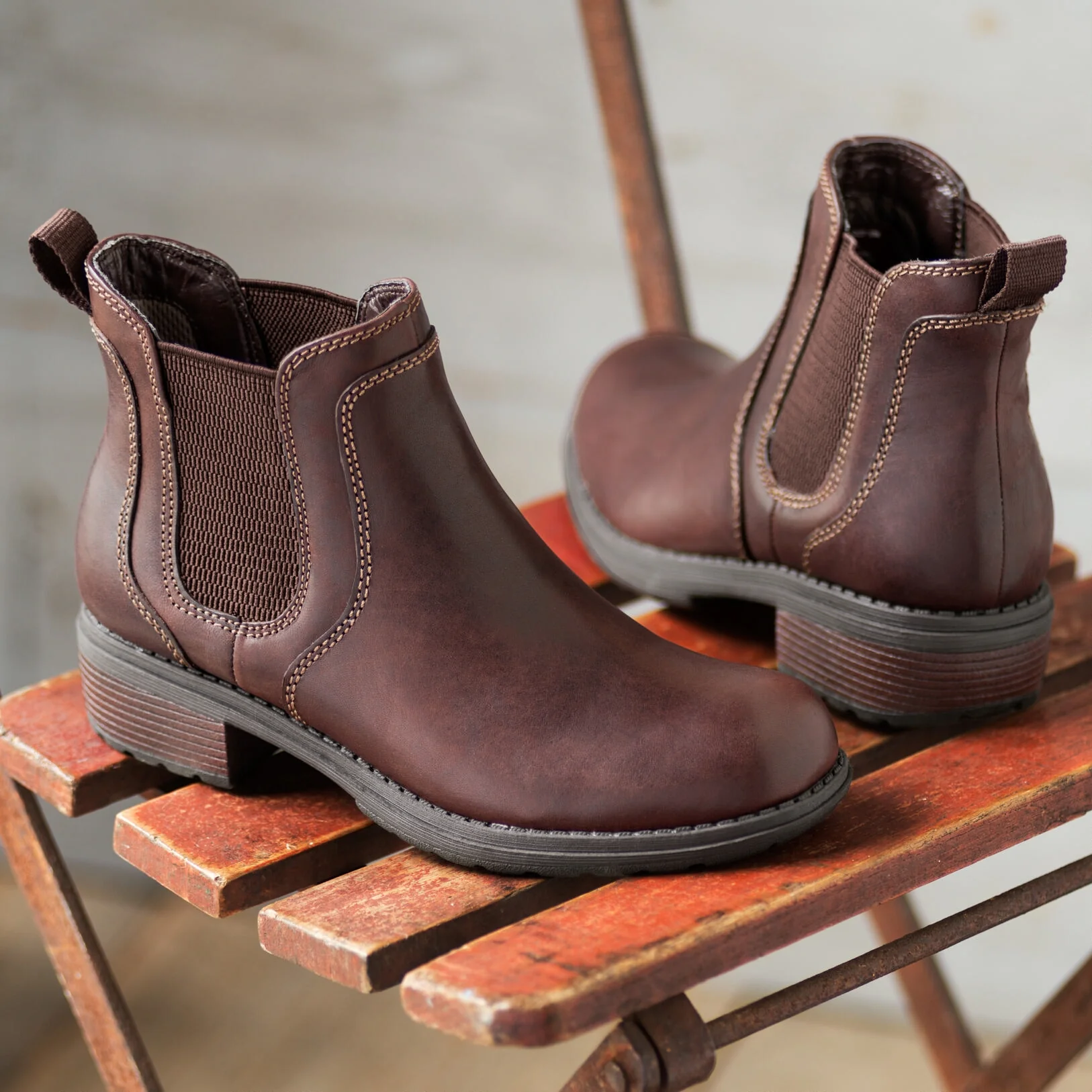 Women's Double Up Chelsea Boot - Image 6