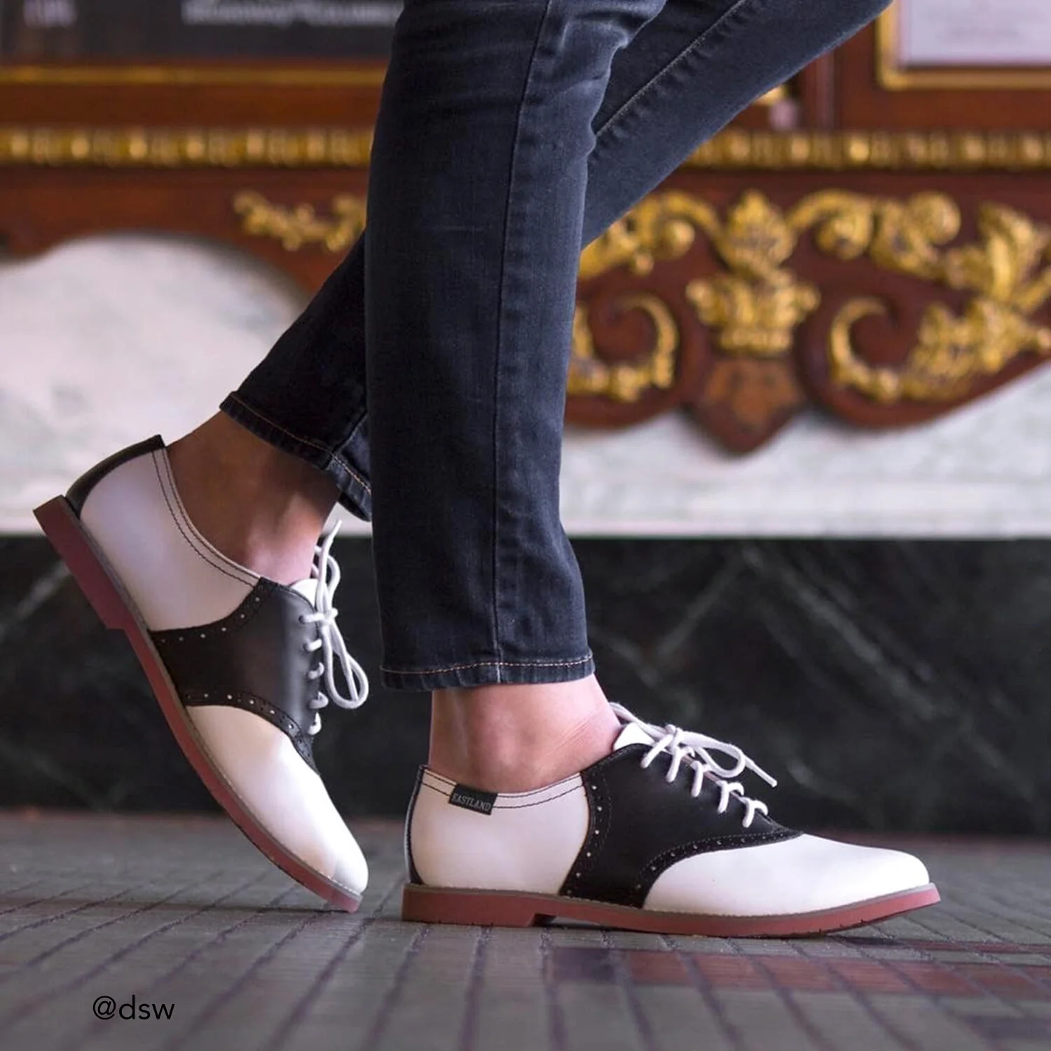 Women's Sadie Saddle Shoe - Image 33